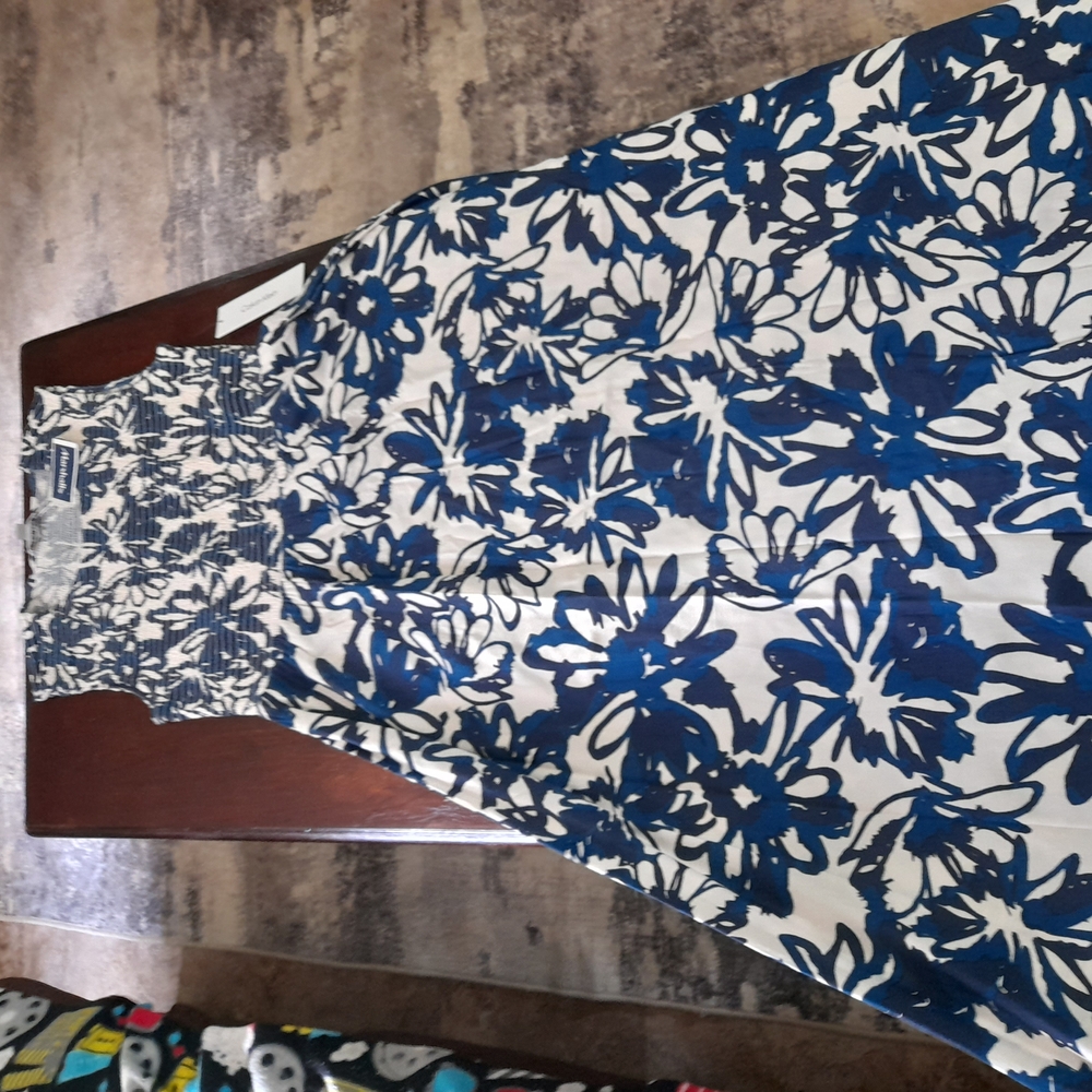 Calvin Klein Floral A-Line Dress | Size 6 | White Navy | NWT | Wedding Guest Off